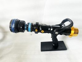 Stainless steel or aluminum alloy Self-Priming Foam Nozzle with a red appearance treated by anodization