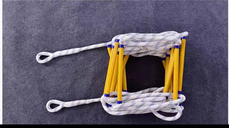 Lifesaving Ladder Can Be Used Outdoors Resistant To Moisture And Corrosion